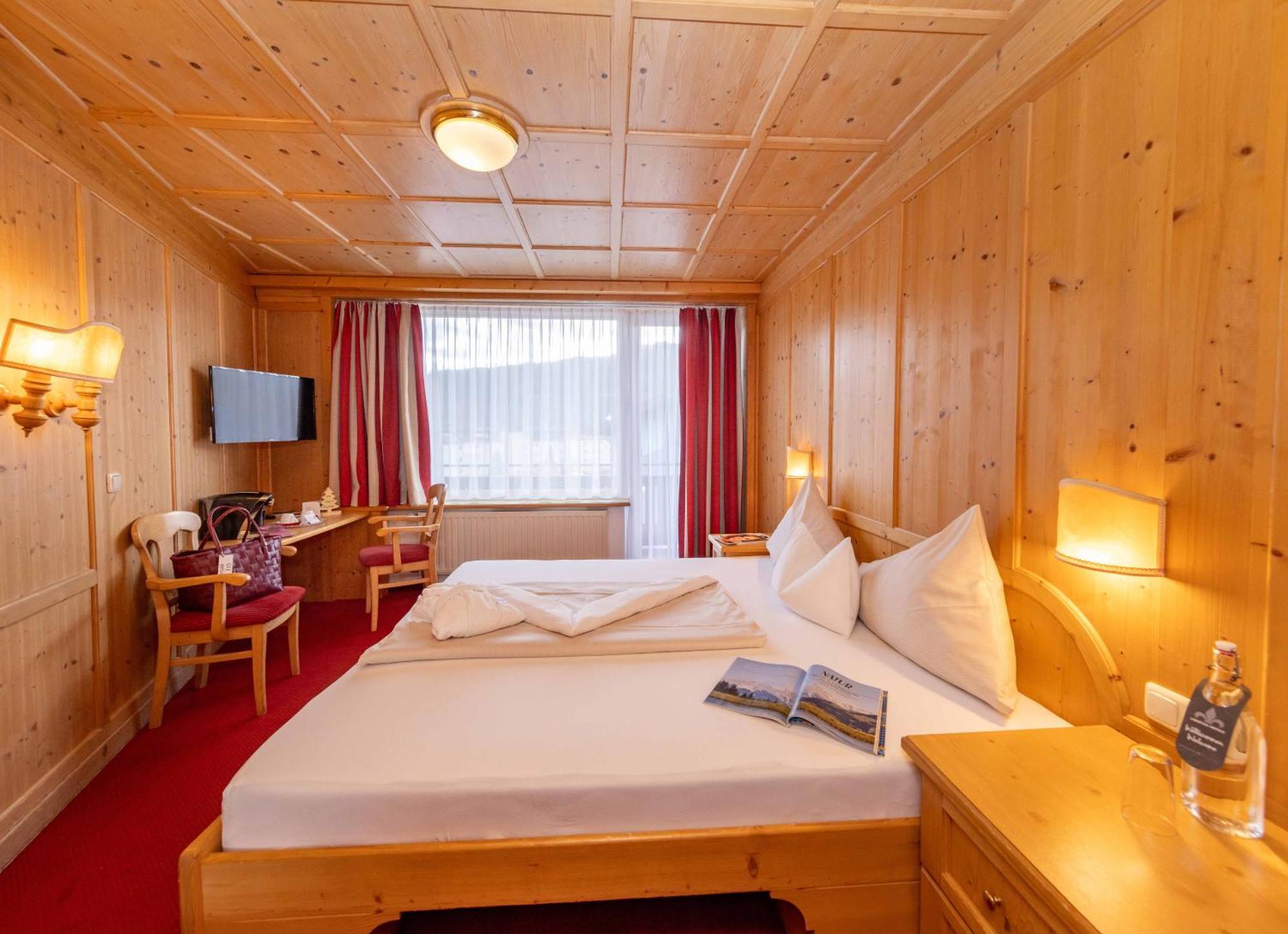 Hotel Latini 4*